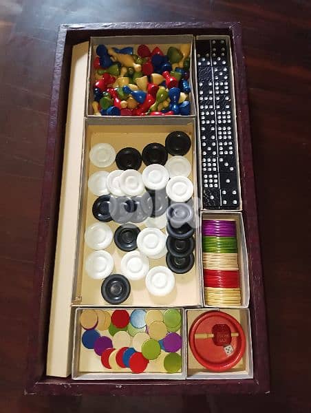 Very old Vintage Wooden Boardgame set 3