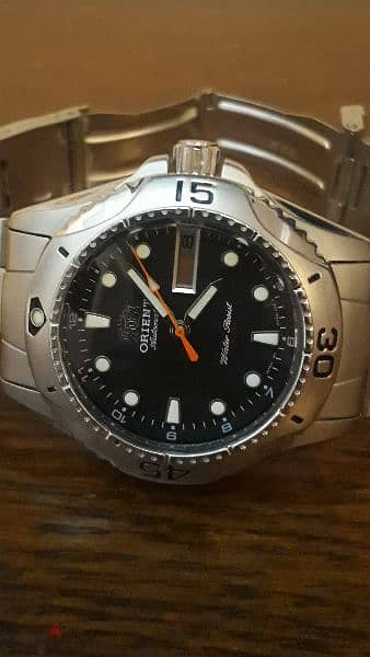 ساعة اورينت 2