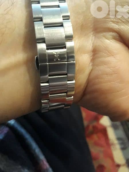 ساعة اتش ماير 4