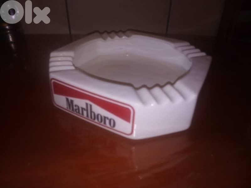 vintage marlboro ceramic ashtray 20*20 cm made in england 3