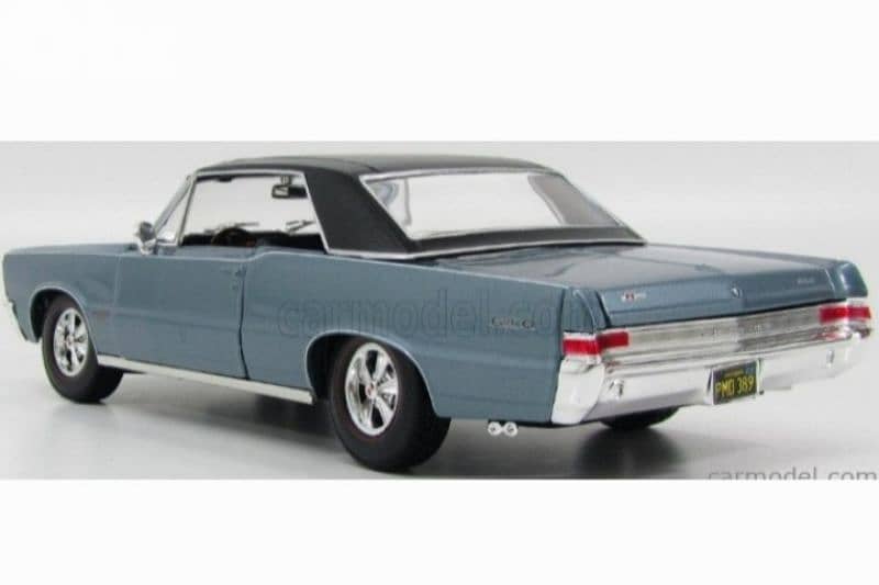 Pontiac GTO (1965) diecast car model 1;18. 2