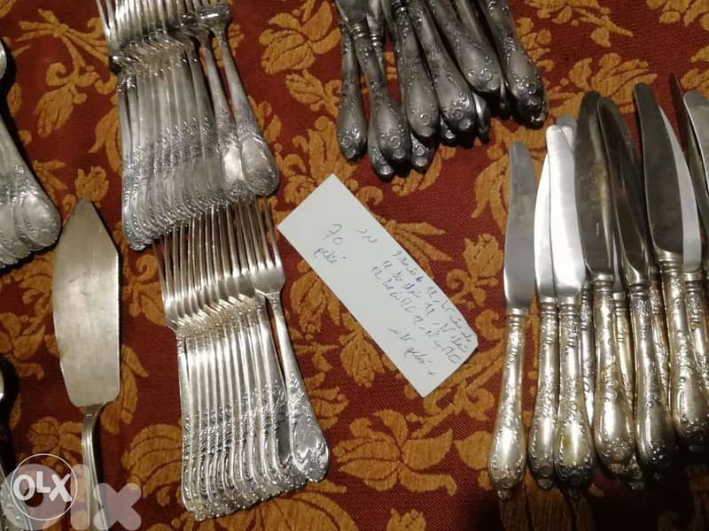 من اجمل طقم سرفيس فضة روسي اصلي قديم ملاعق شوك سكاكين كامل متكامل لقطة 0