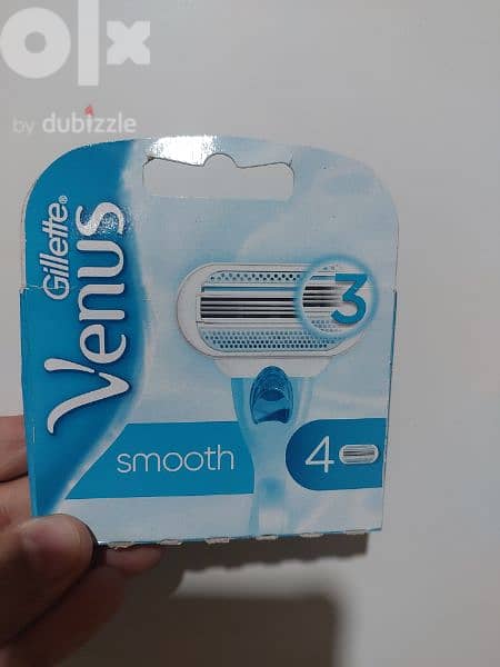 Gillette Venus smooth razors for women 1