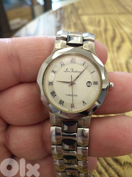 La Fontana watch 0