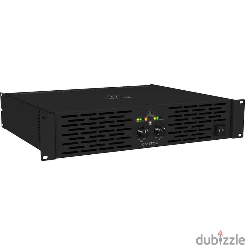 Behringer KM1700 Power Amplifier 1