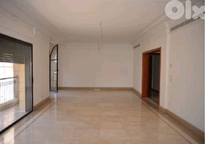 SPACIOUS APARTMENT IN DOWNTOWN PRIME (310Sq) 3 BEDROOMS , (AC-610) 0