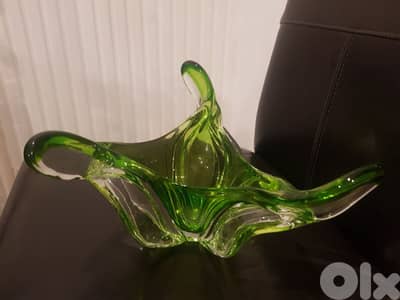 bonbonniere green color