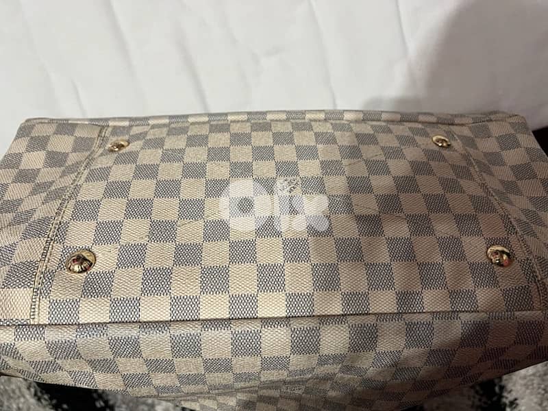 LV Bag 2