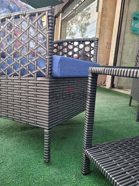 Set Resin 5 seats +Table 2