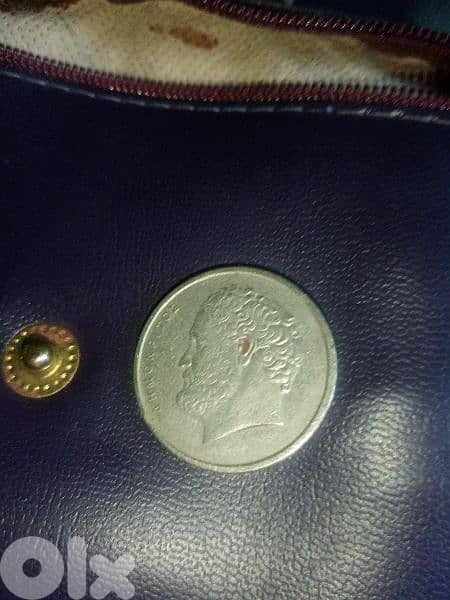 100 collectible coins 10