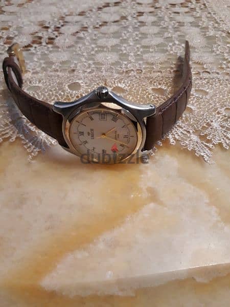 ساعة سويسرية 1