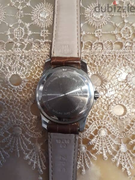 ساعة سويسرية 4