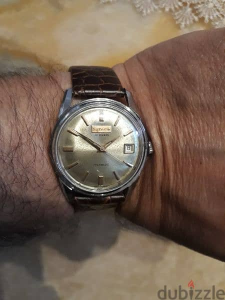 ساعة سيلفانا 0
