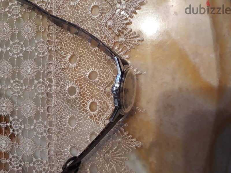 ساعة سيلفانا 1