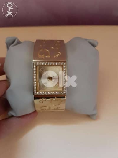 Guess watch with Box Original Excellent condition
