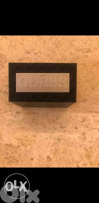 Guess watch with Box Original Excellent condition 3