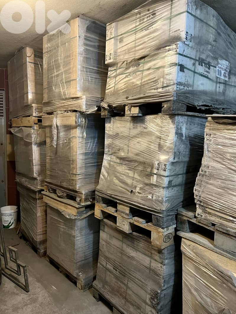 Italian Tile 1st Choice - Plein Mass Tile 3