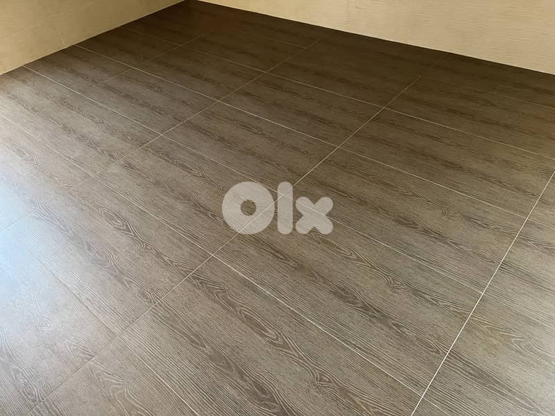 Italian Tile 1st Choice - Plein Mass Tile 10