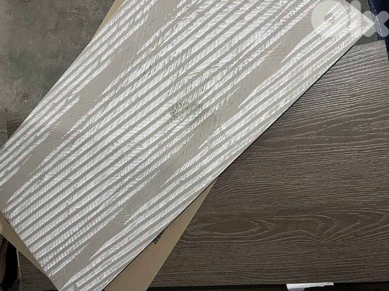 Italian Tile 1st Choice - Plein Mass Tile 12