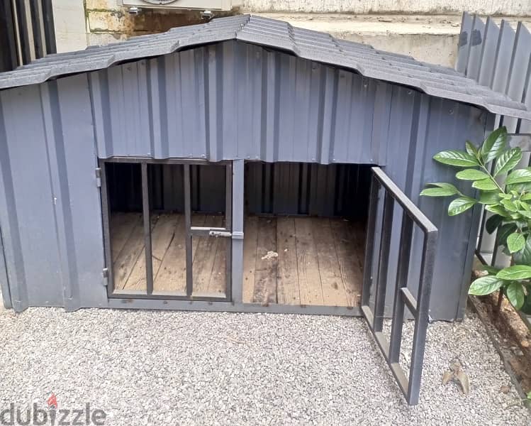 outdoor dogs house 1