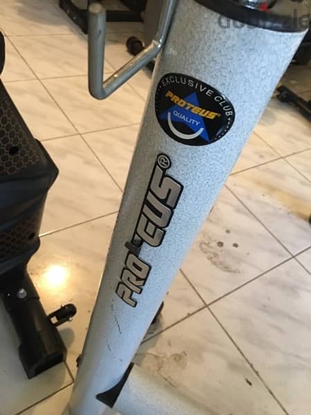 bench adjustable proteus heavy duty very good quality 4