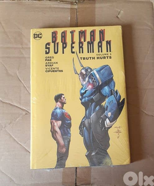 DC Comics Batman Superman Graphic Novel. 0
