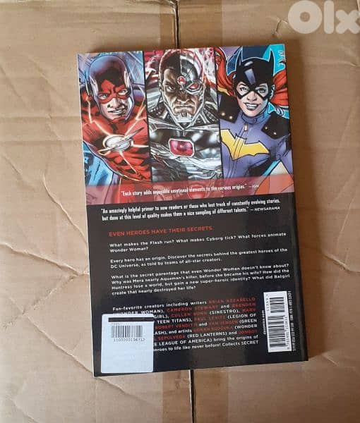 The New 52 Secret Origins Graphic Novel. 1