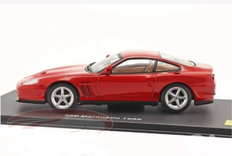 Ferrari F550 Maranello (1996) diecast car model 1;43. 2