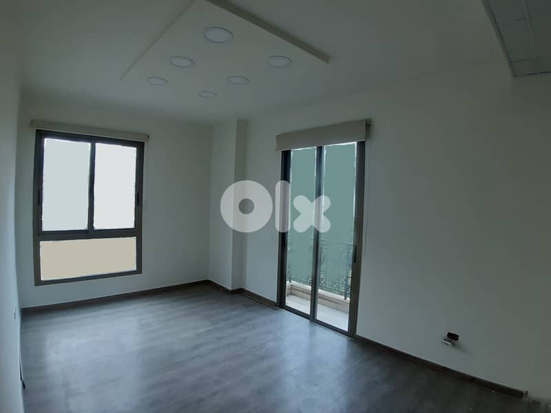 Office for rent in Achrafieh مكتب للأجار  في الأشرفية 0