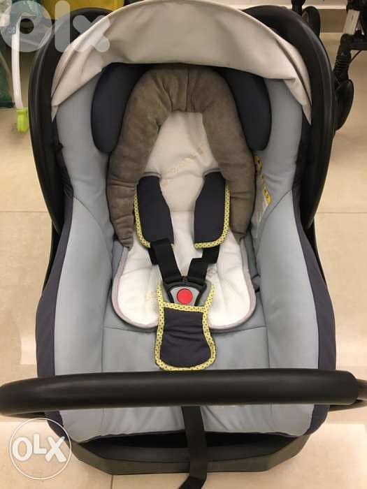 Bébé Confort Creatis. Fix Carseat - stage 1 - Playful Grey 0