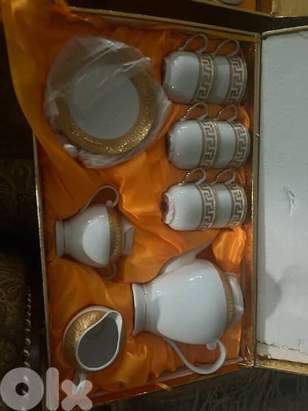 tea set ceramic 0