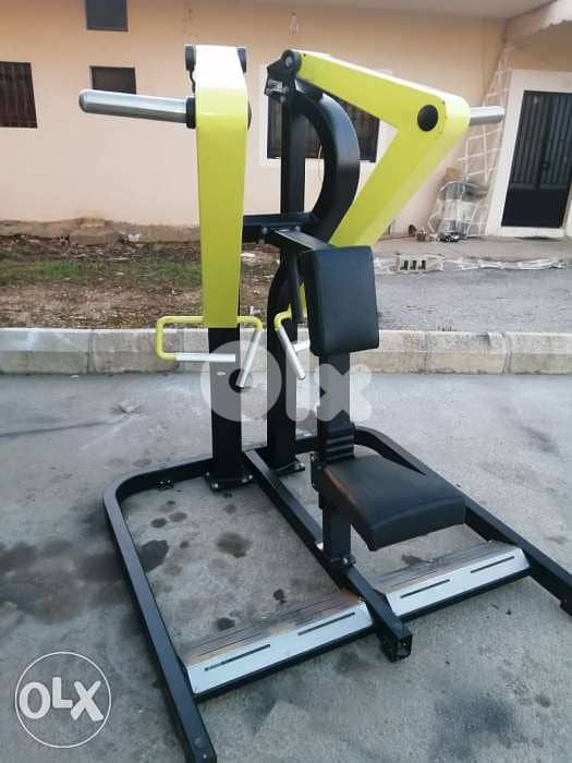 Gym Equipments * treadmill * Elleptical 4