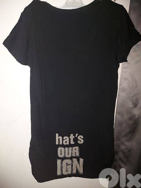 للبيع تيشرت نسائي 1
