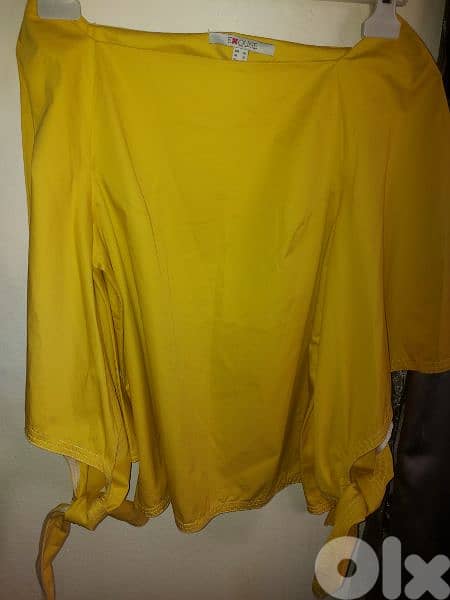 للبيع تيشرت نسائي 0