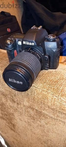 Nikon N80 1