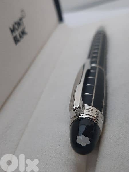 Mont Blanc Starwalker 8