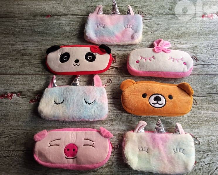 High quality stationery cases. 8