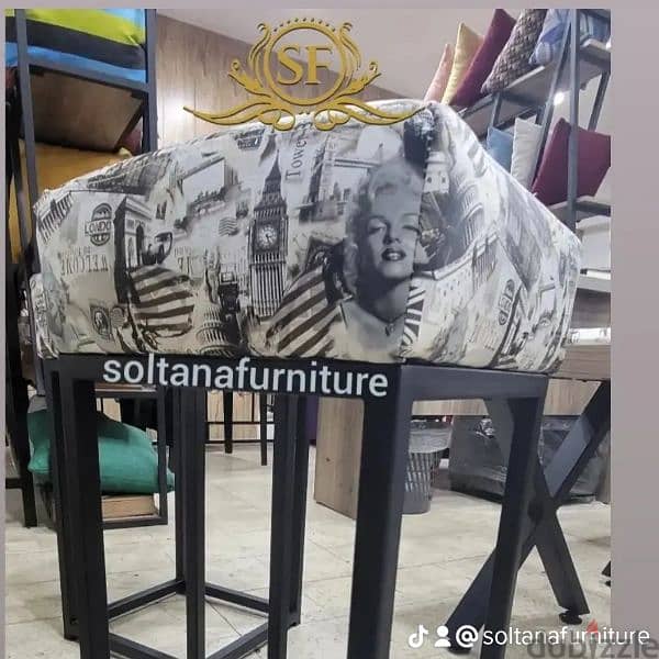 kitchen Table with seats. طاولة مطبخ مه بنك وتابوري 4