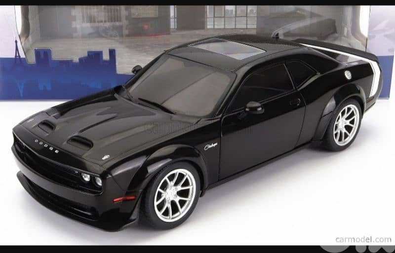Dodge Challenger Hellcat Black Ghost '23 diecast car model 1;18. 0