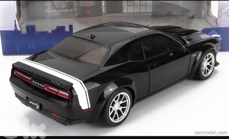 Dodge Challenger Hellcat Black Ghost '23 diecast car model 1;18. 1