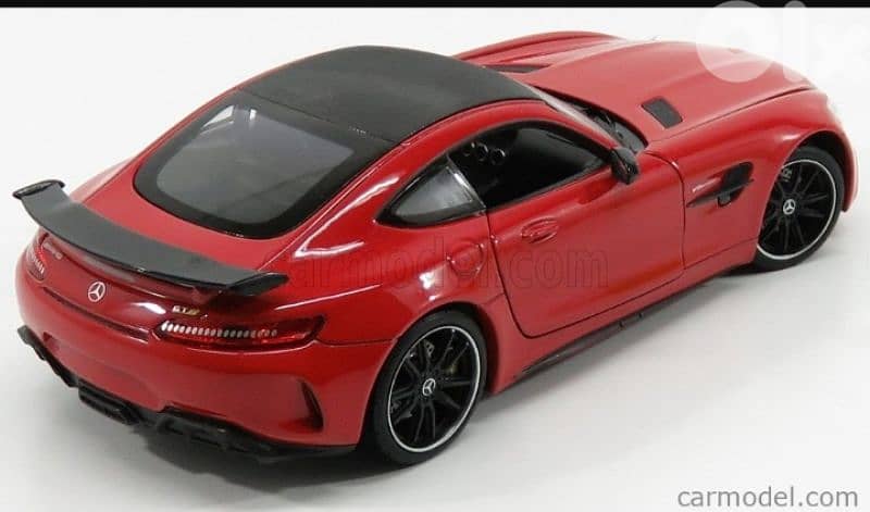 Mercedes AMG GT-R (2017) diecast car model 1:24. 2