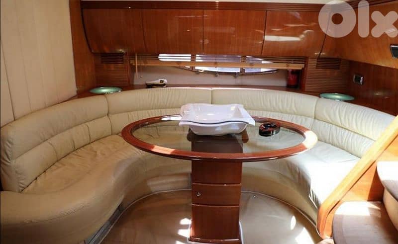 Azimut, Atlantis 42 feet price is negotiable for travel reason. 5