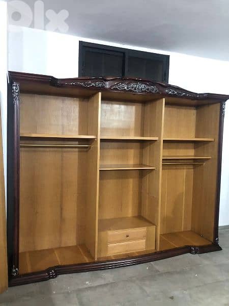 غرفة نوم خشب زان صناعة مصريه مستعملة بحالة جيدا 0