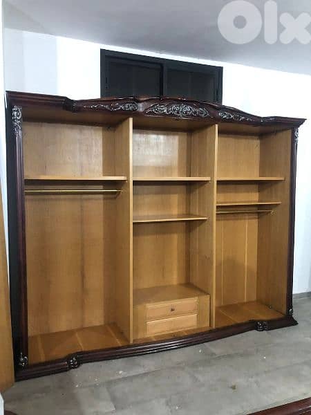 غرفة نوم خشب زان صناعة مصريه مستعملة بحالة جيدا 8