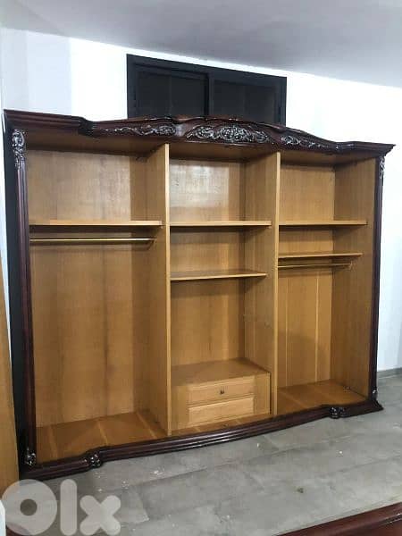 غرفة نوم خشب زان صناعة مصريه مستعملة بحالة جيدا 10