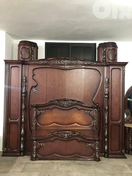 غرفة نوم خشب زان صناعة مصريه مستعملة بحالة جيدا 17