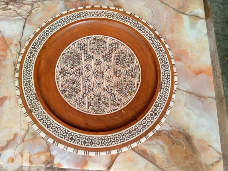 صحن مصدف تعليقة 1