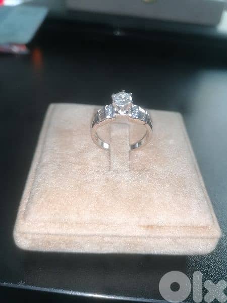 Certified Diamond solitaire ring 3