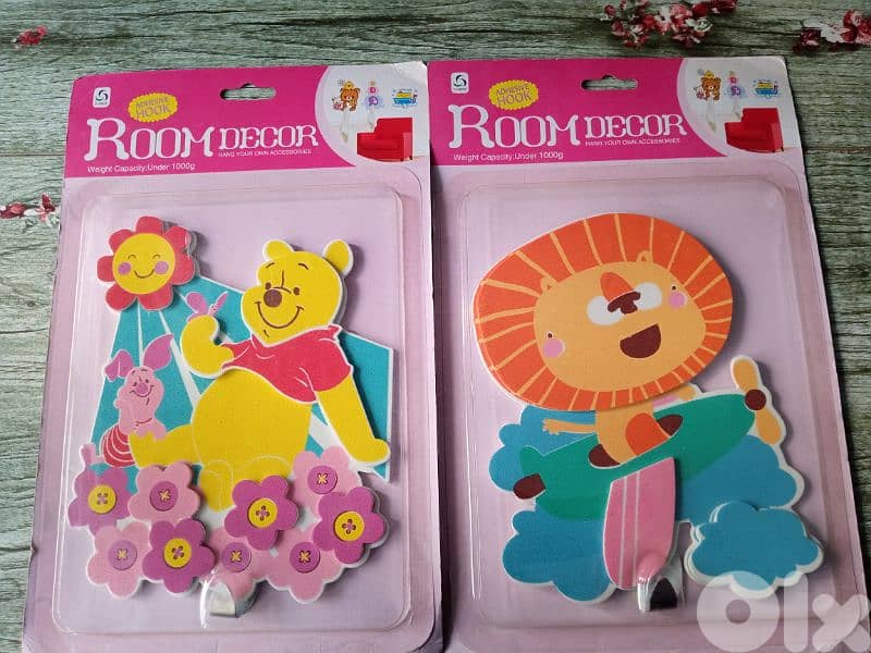 Disney kids bathroom towel hanger 2$ 1