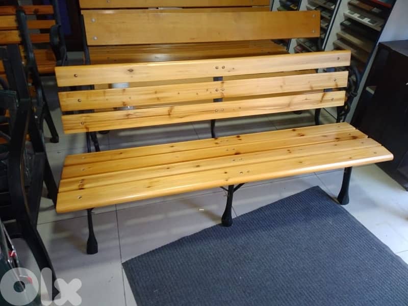 wood bench  b2 0